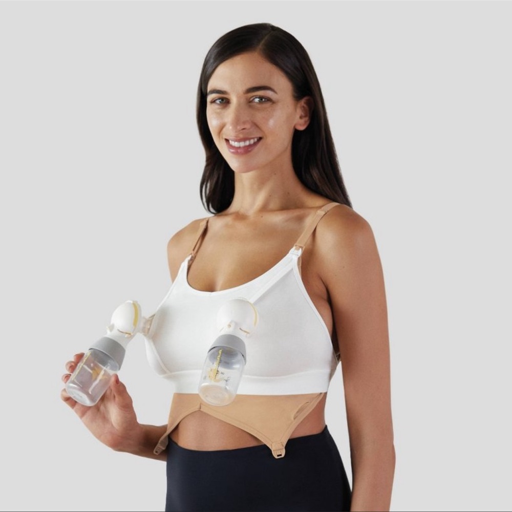 6/$20   Bravado! BASICS Clip & Go Pumping Accessory - White - Picture 2 of 13